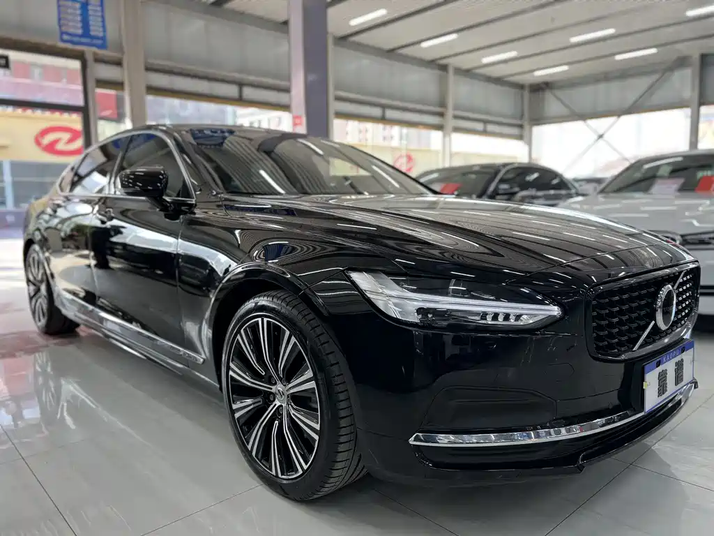 Volvo S90 — фото 3