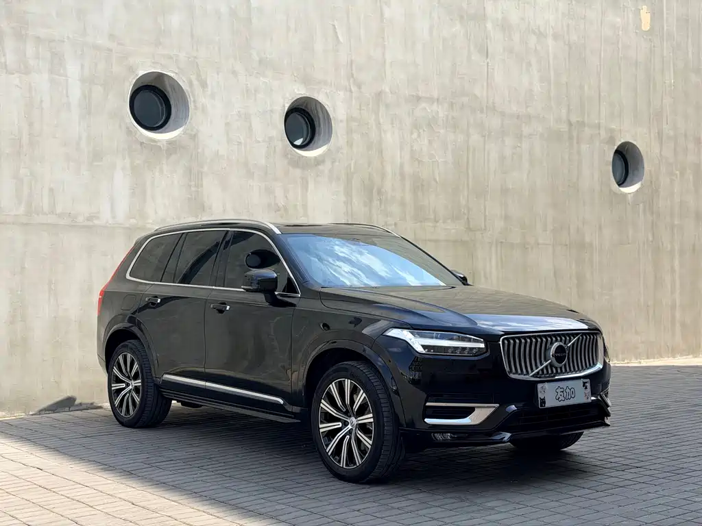 Volvo XC90 — фото 3