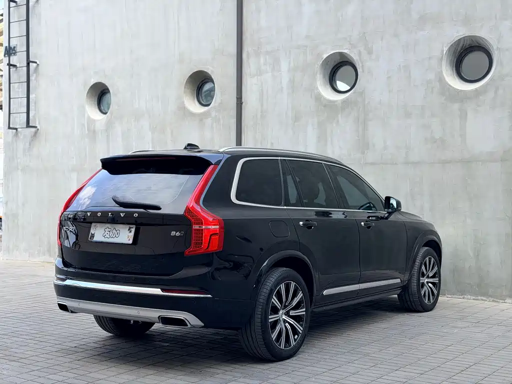 Volvo XC90 — фото 4