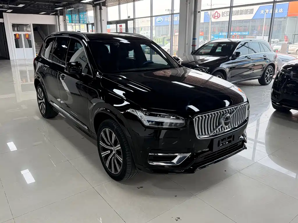 Volvo XC90 — фото 2