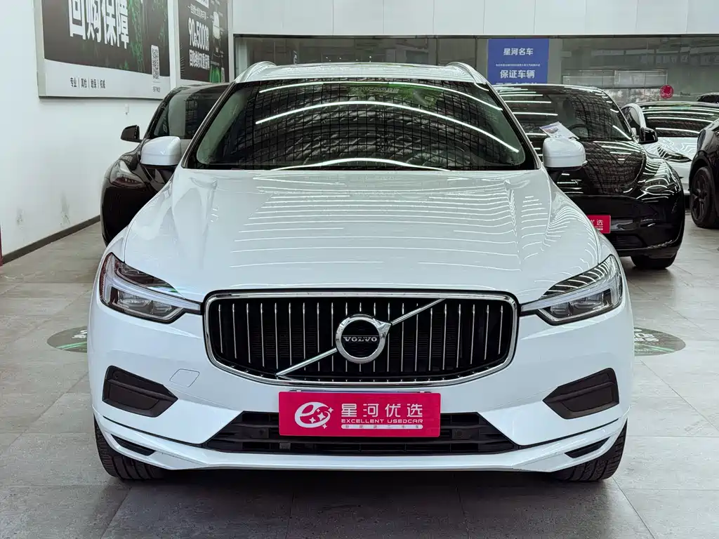Volvo XC60 — фото 2