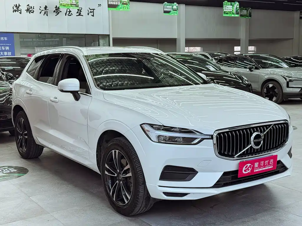 Volvo XC60 — фото 3