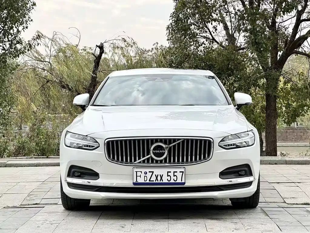 Volvo S90 — фото 2