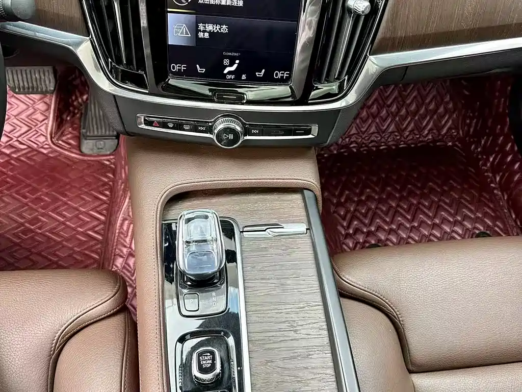 Volvo S90 — фото 18