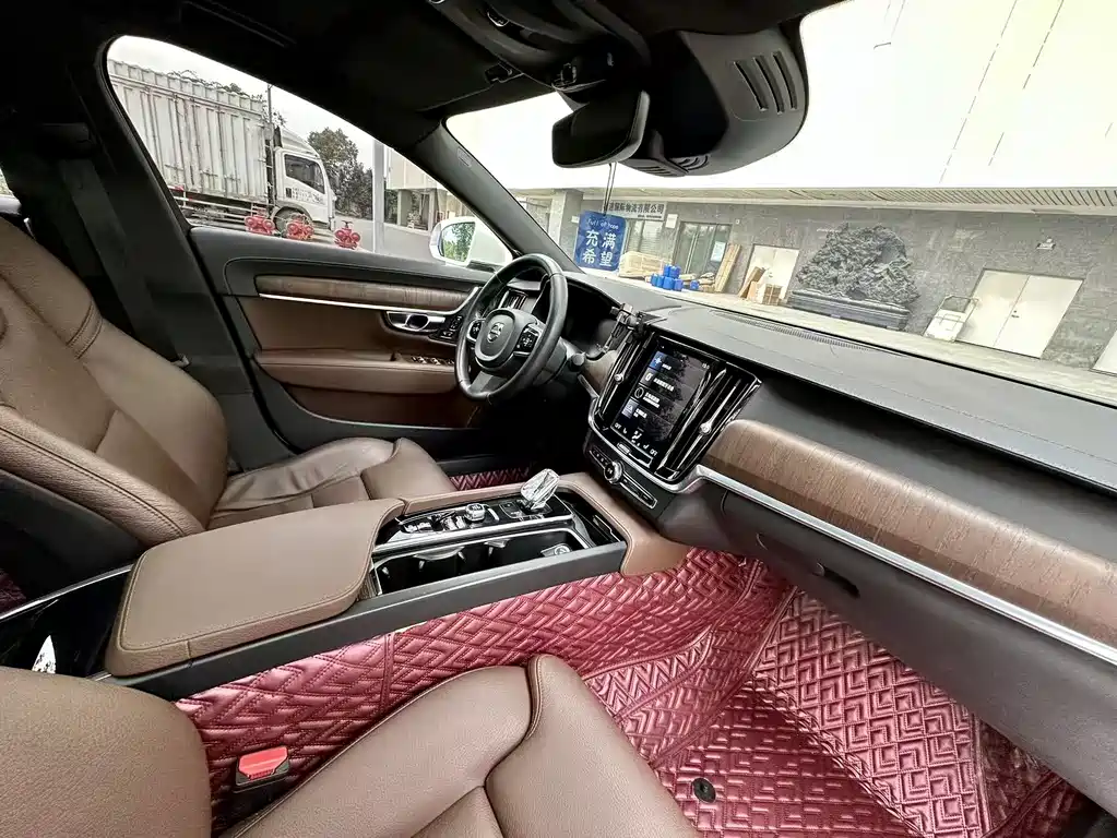 Volvo S90 — фото 9