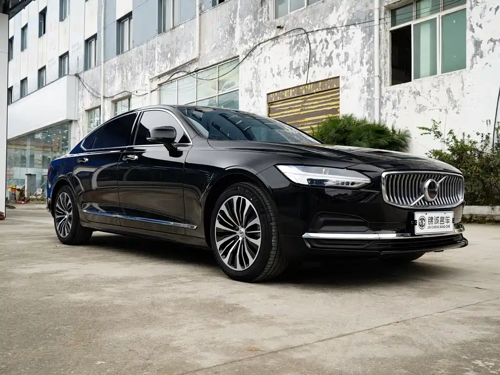 Volvo S90 — фото 3