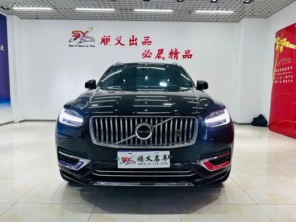 Volvo XC90 — фото 2