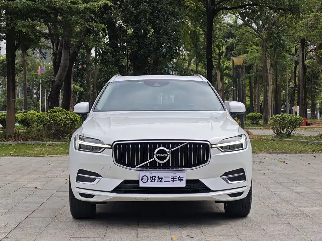 Volvo XC60 — фото 2