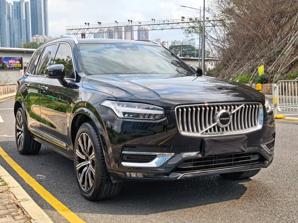 Volvo XC90 — фото 3