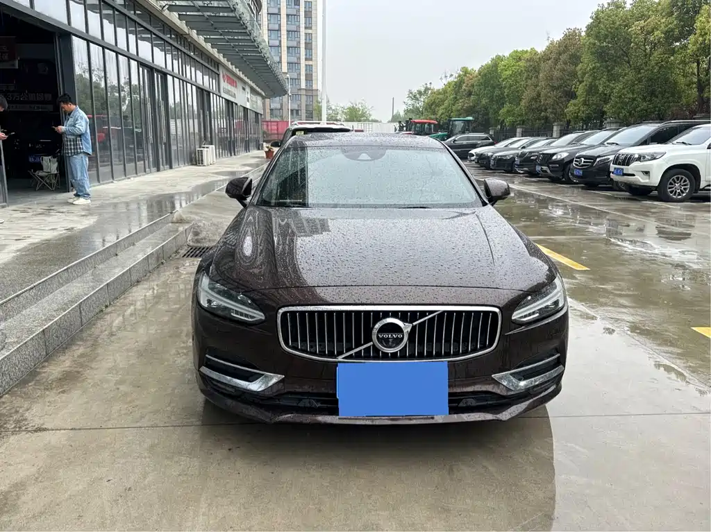 Volvo S90 — фото 2