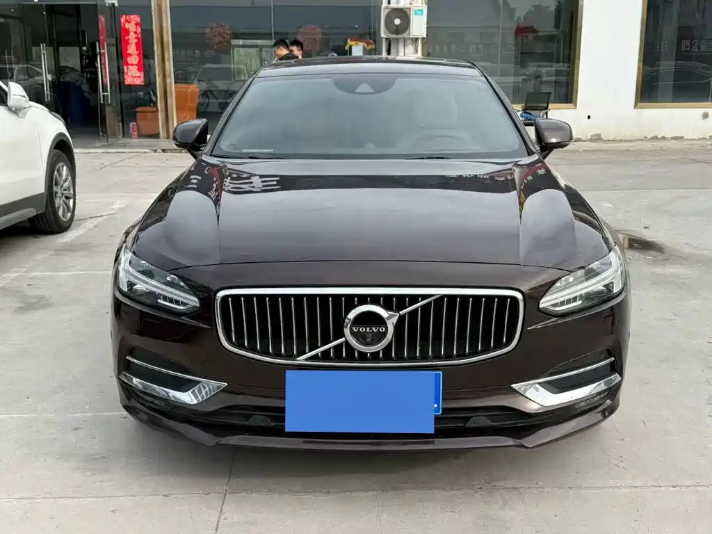 Volvo S90 — фото 2