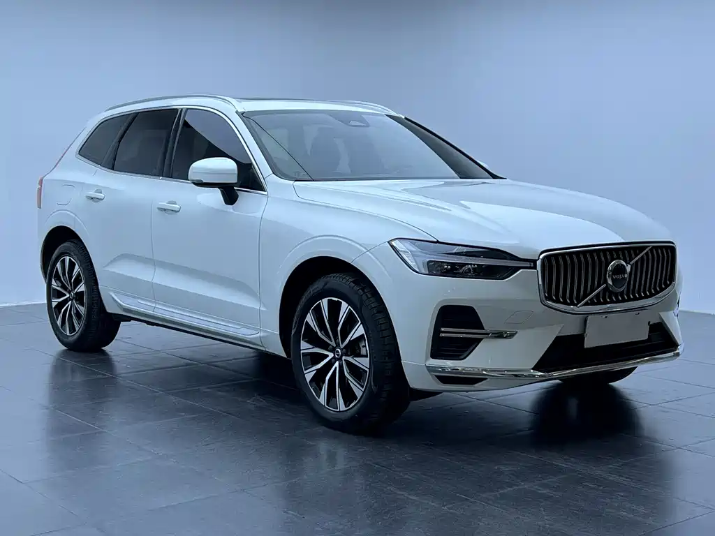 Volvo XC60 — фото 3
