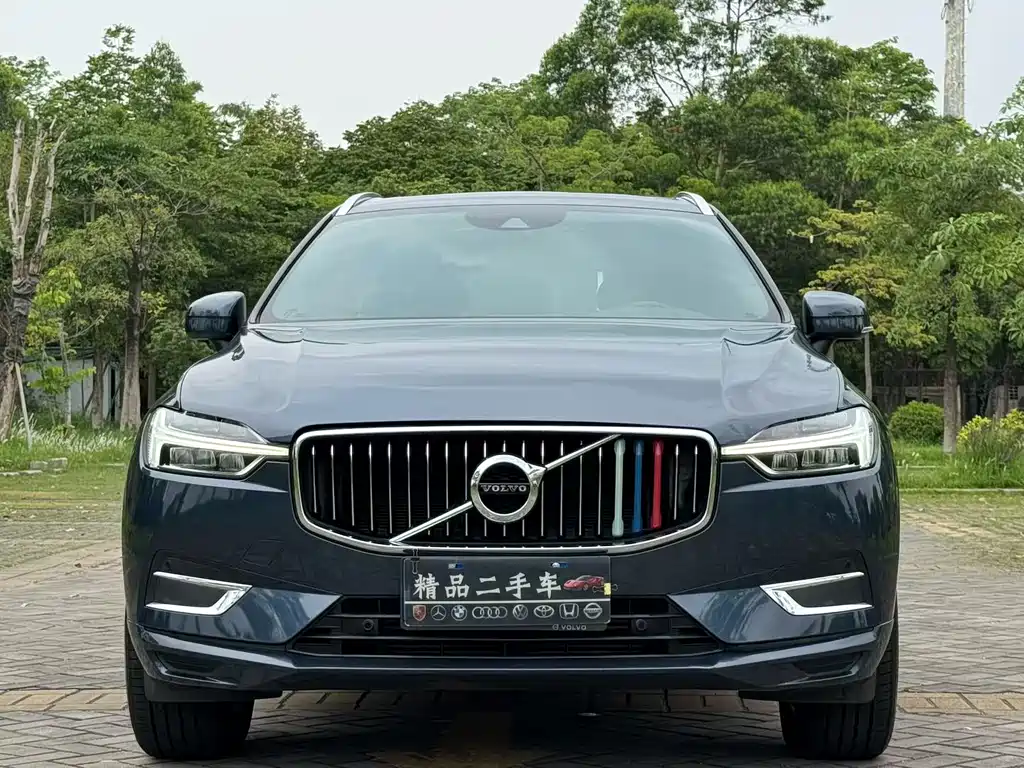 Volvo XC60 — фото 2