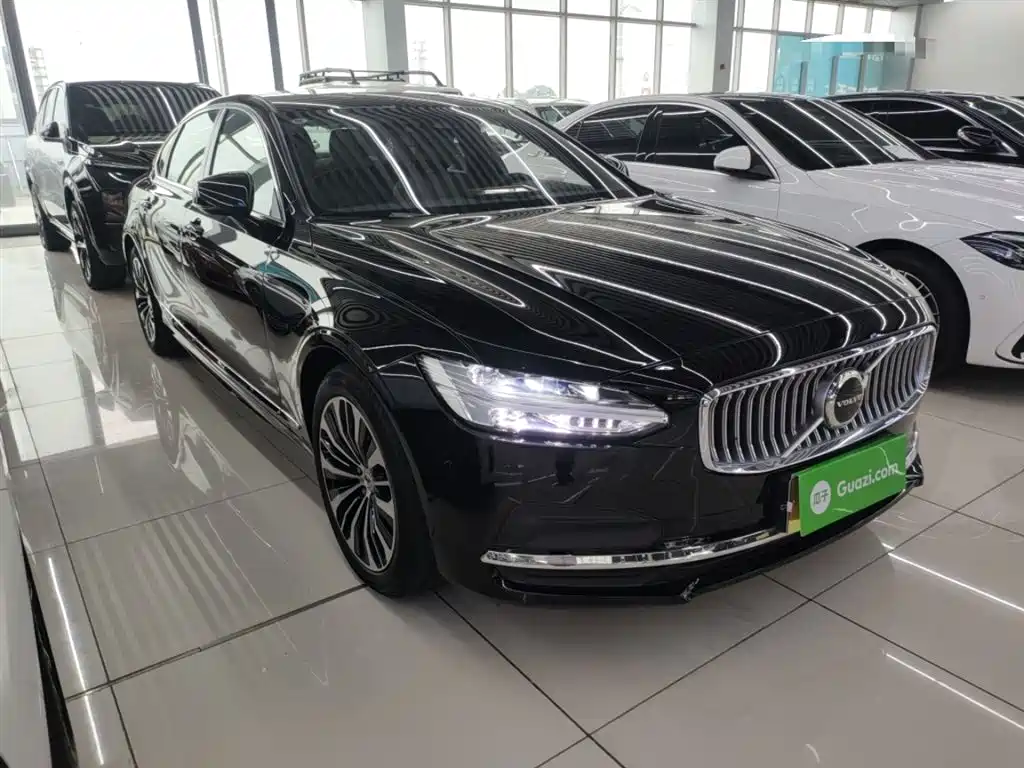 Volvo S90 — фото 20