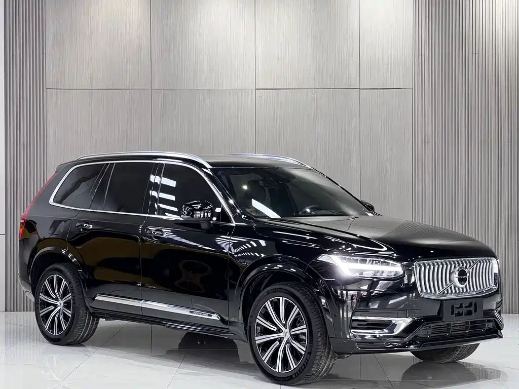 Volvo XC90 PHEV — фото 3
