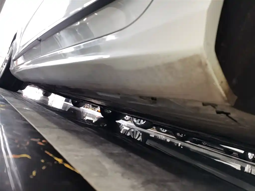 Volvo S90 — фото 22