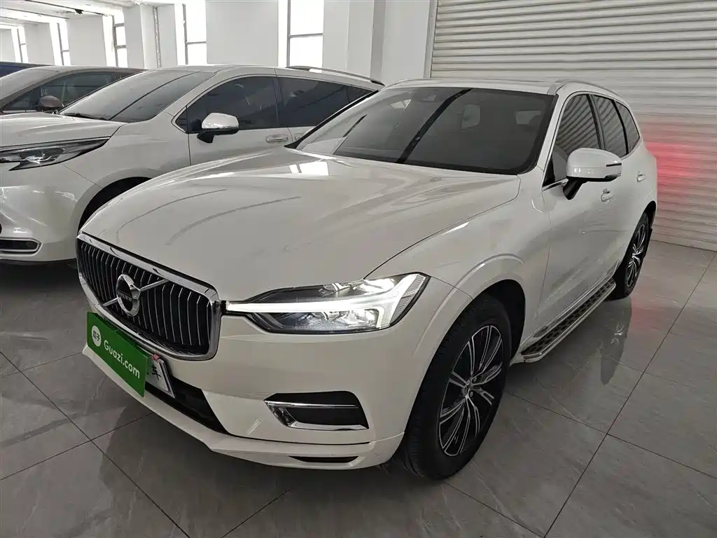 Volvo XC60 — фото 2