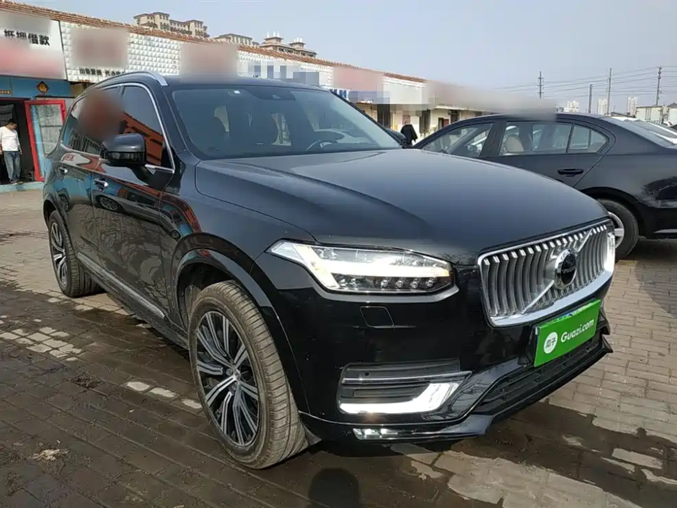 Volvo XC90 — фото 22
