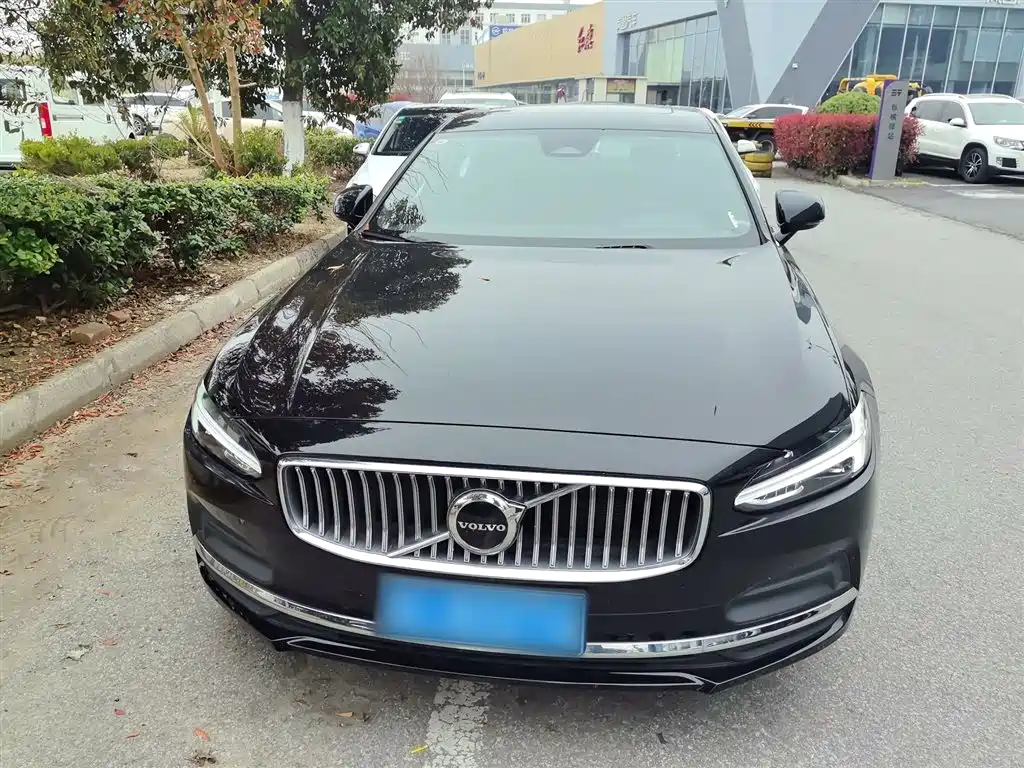 Volvo S90 — фото 3