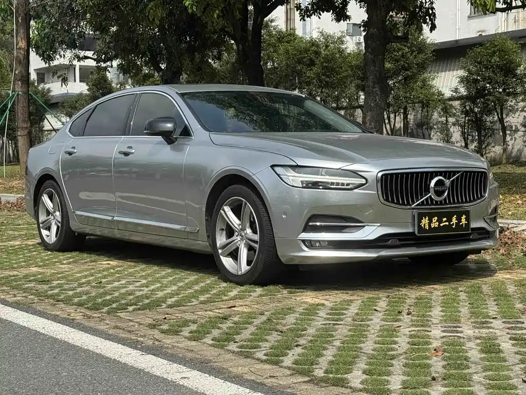Volvo S90 — фото 8