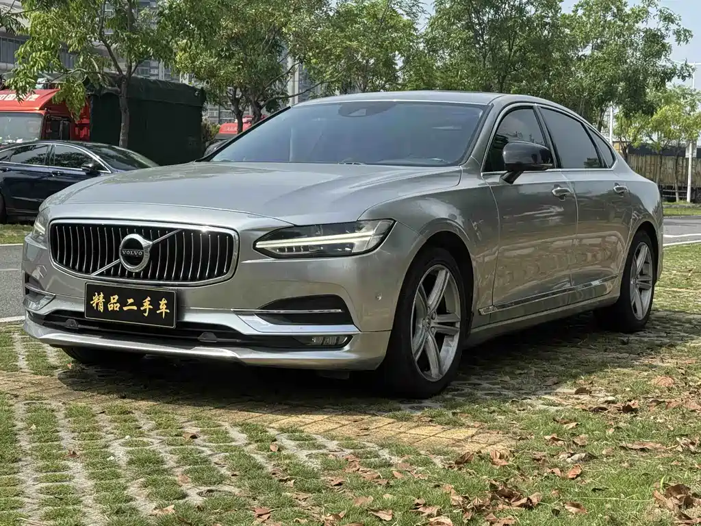 Volvo S90 — фото 9