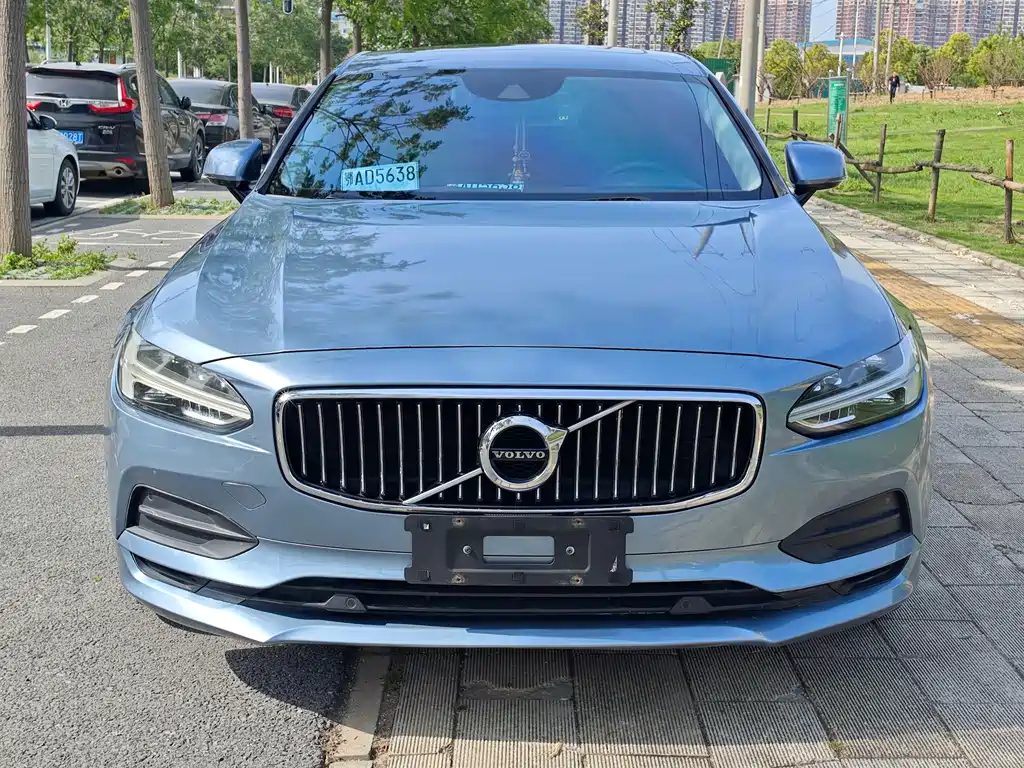 Volvo S90 — фото 2