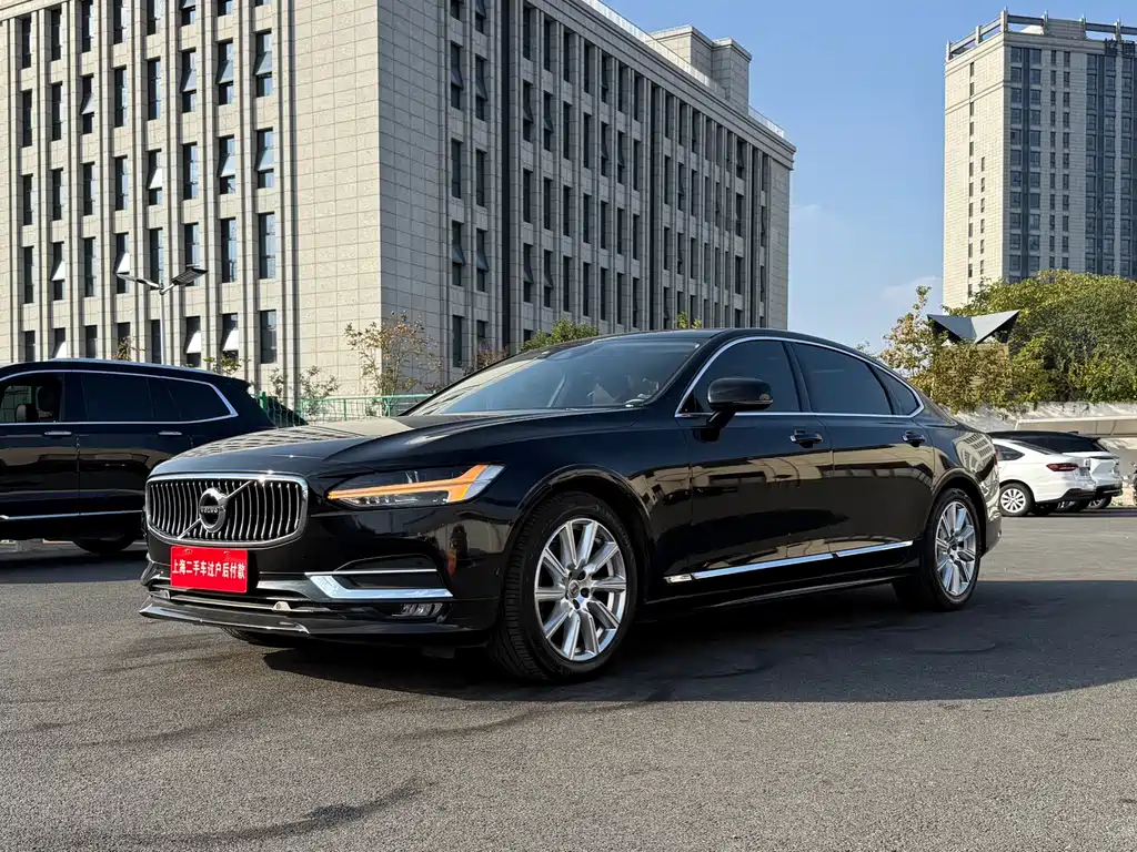 Volvo S90 — фото 2