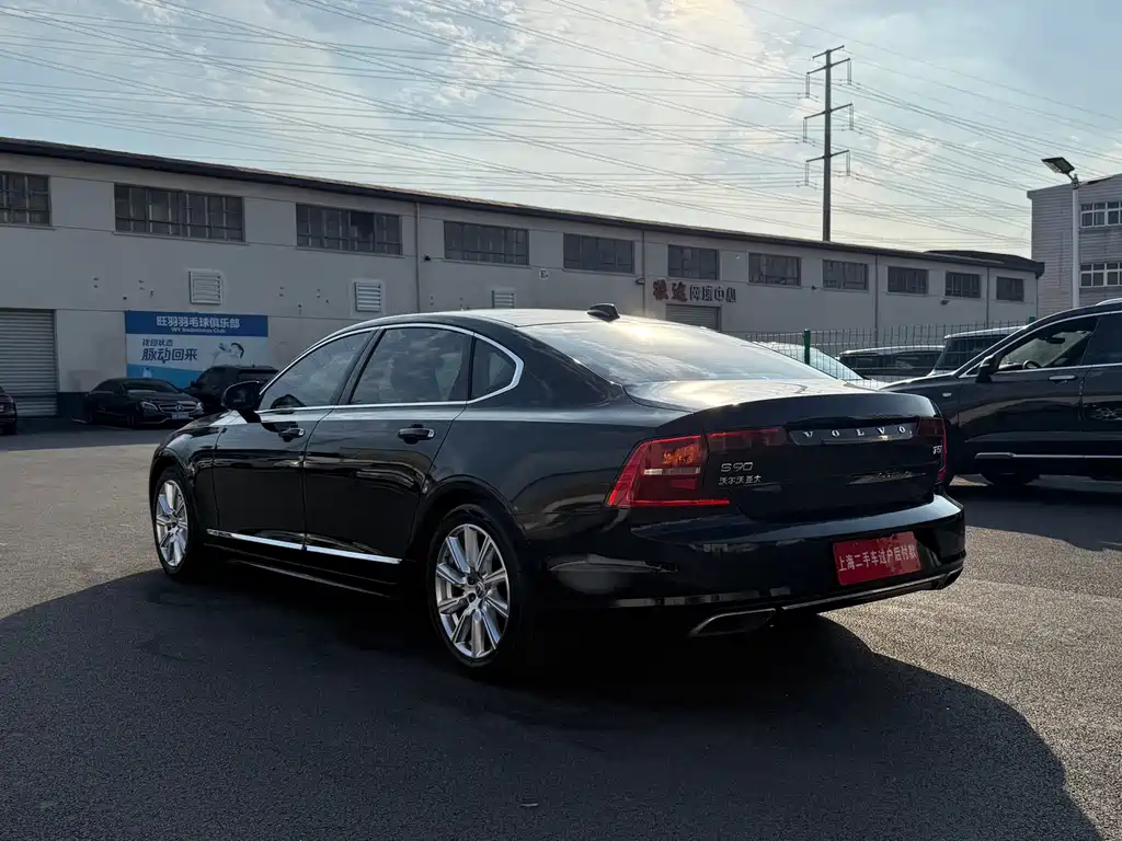 Volvo S90 — фото 9