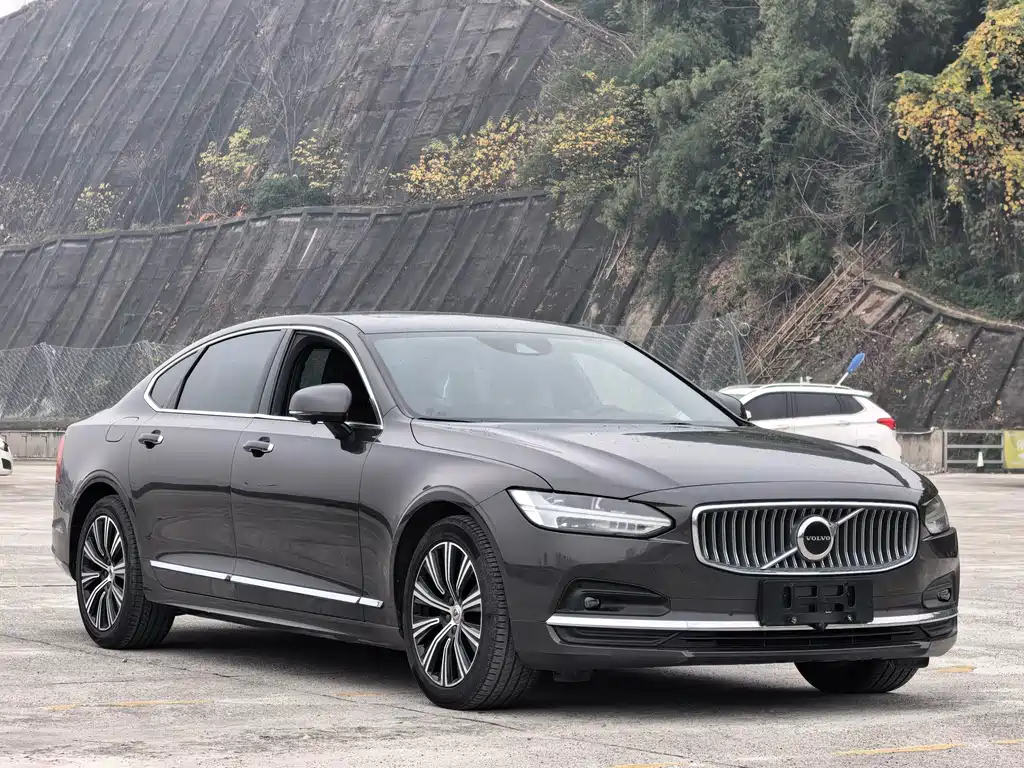 Volvo S90 — фото 3