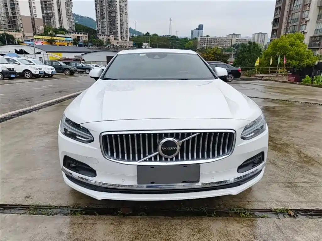 Volvo S90 — фото 3