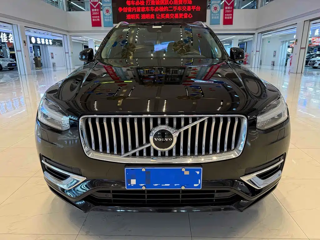 Volvo XC90 — фото 2