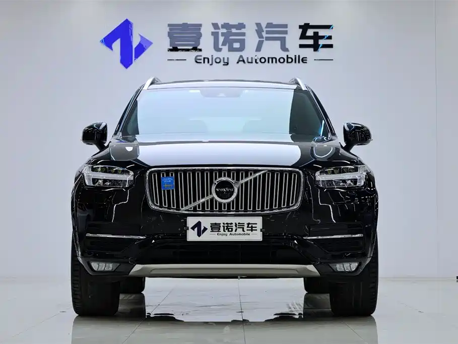 Volvo XC90 — фото 2