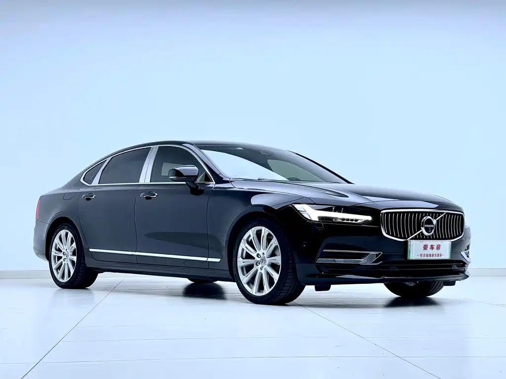 Volvo S90 PHEV — фото 15