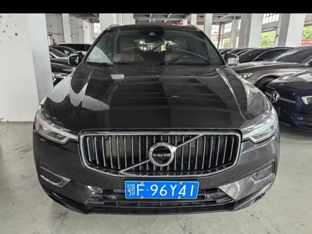 Volvo XC60 — фото 3