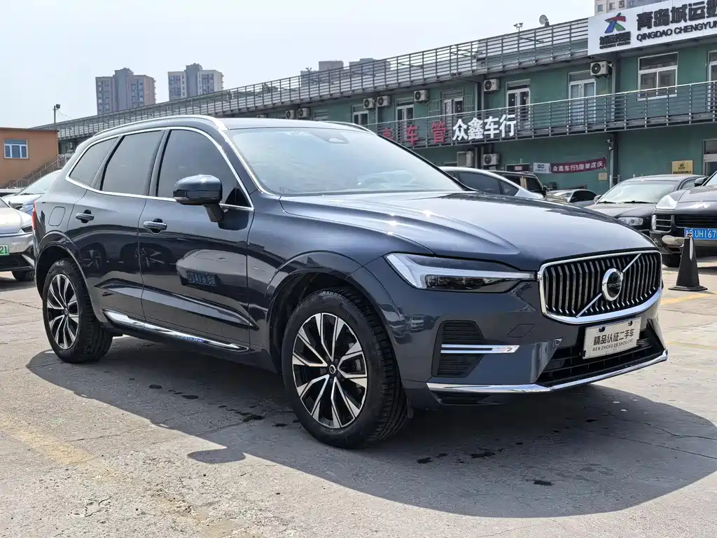 Volvo XC60 — фото 3