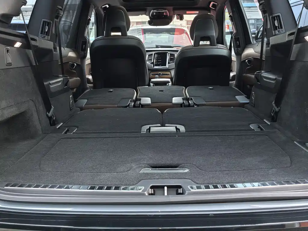 Volvo XC90 — фото 4