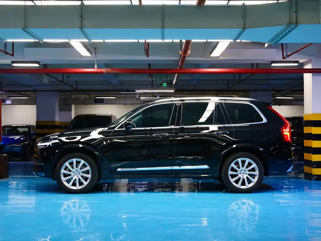 Volvo XC90 — фото 2