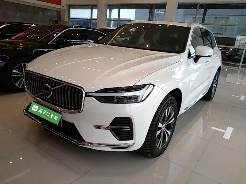 Volvo XC60 — фото 2