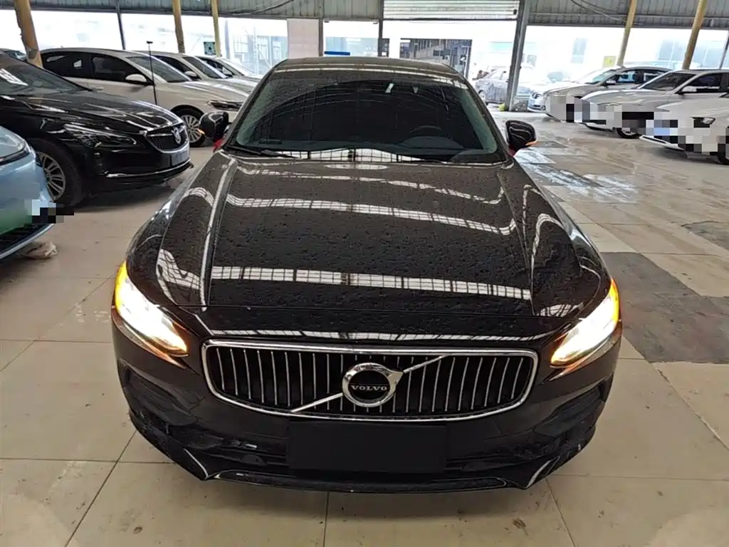 Volvo S90 — фото 3