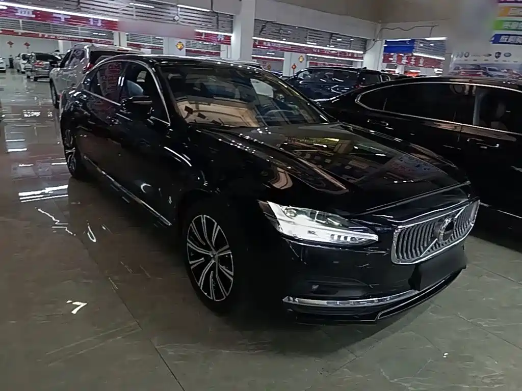 Volvo S90 — фото 4
