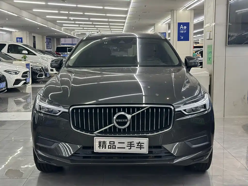 Volvo XC60 — фото 2