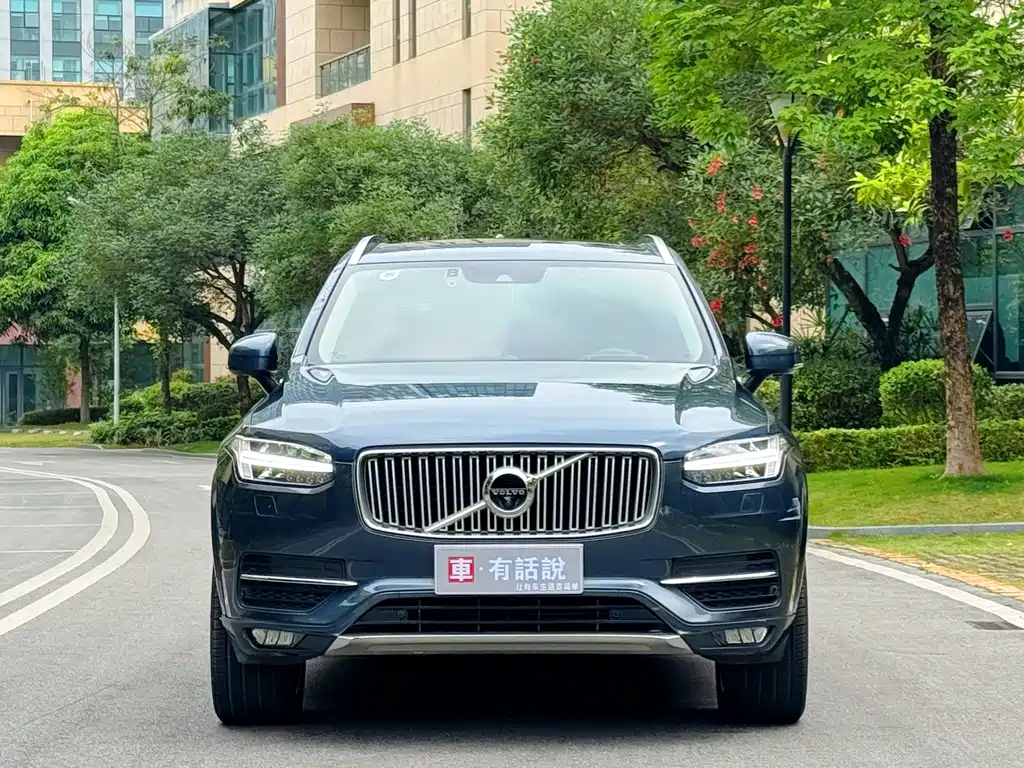Volvo XC90 — фото 2