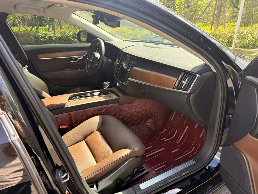 Volvo S90 — фото 7