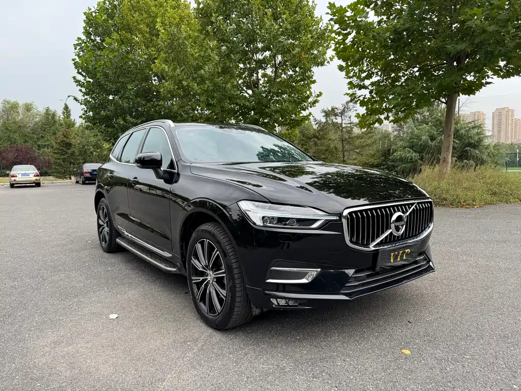 Volvo XC60 — фото 3
