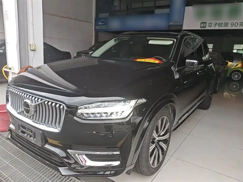 Volvo XC90 — фото 2