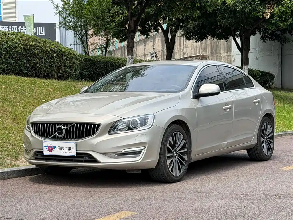 Volvo S60