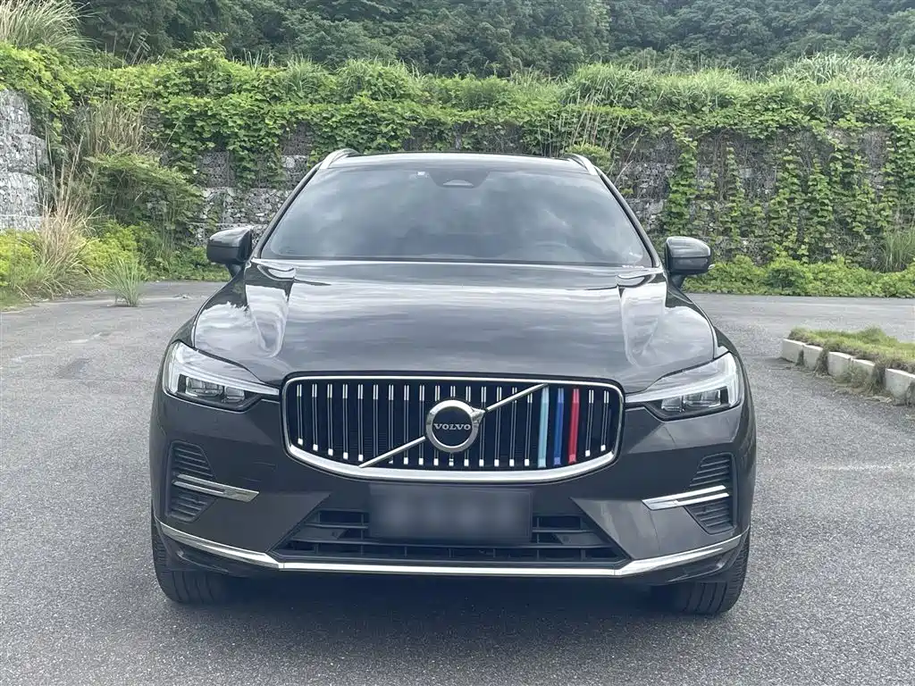 Volvo XC60 — фото 3