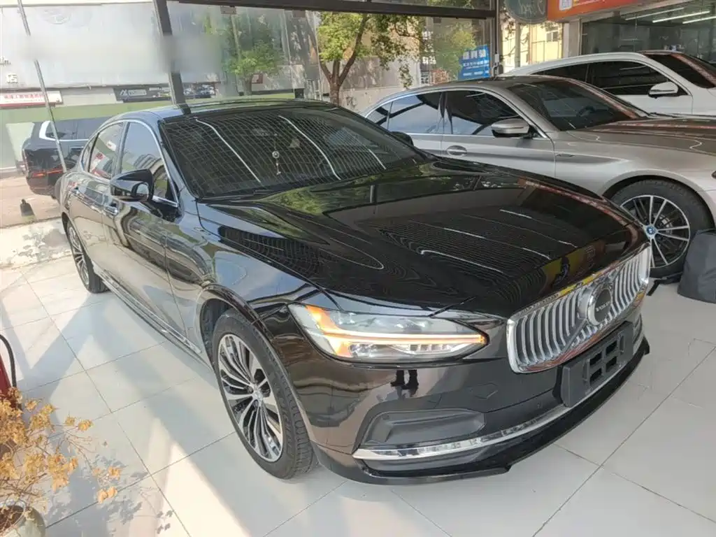 Volvo S90 — фото 4