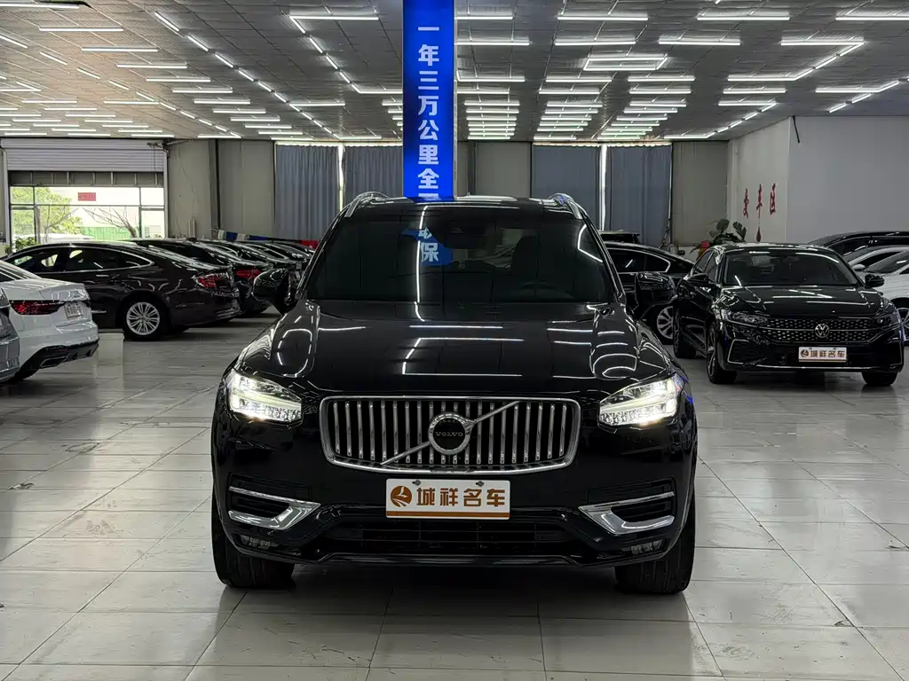 Volvo XC90 — фото 2