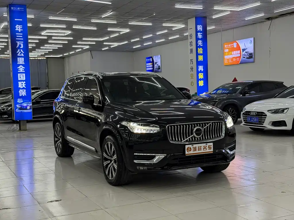 Volvo XC90 — фото 3